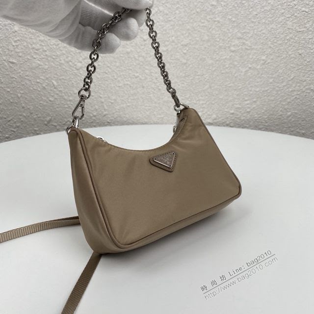 prada女包 普拉達新款mini Hobo杏色手拎包 1TT122 Prada單肩斜挎包 Prada三合一腋下包  pyd2357